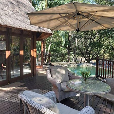 Dreamy 3 Bedroom Villa On The Edge Of The Sabie River In Kruger Park Lodge Hazyview Εξωτερικό φωτογραφία